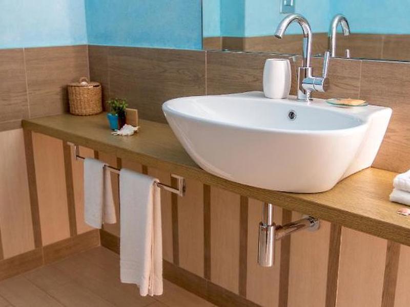 F4674F7AFB276A685E328E9B7333D269