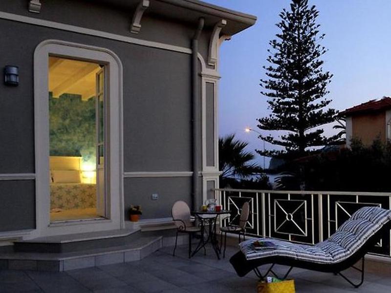 EE56A27E408F5DC80E3D1E1E6ED7690B