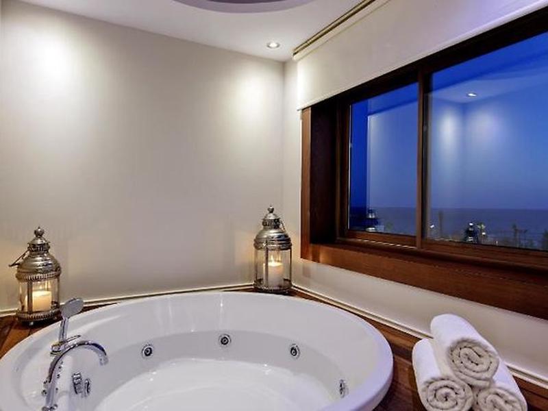 3E058B70CE83BC00181AF40921D0BA77