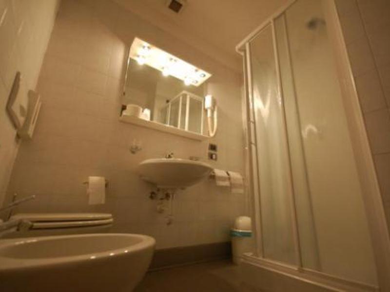 1E9EFEEBCCD3EE7EDE1119E4FECC912E