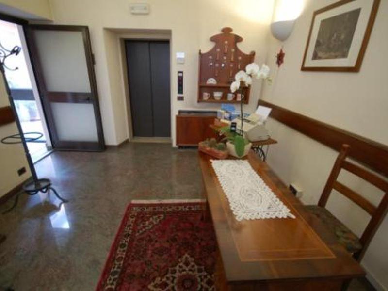 FEAF10F15F11282FF87D5ECB5D524D63