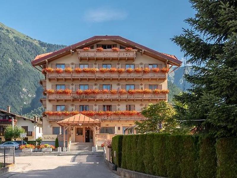 C6FAA5E0D3EA5A4CC7057967B7ECDC9C