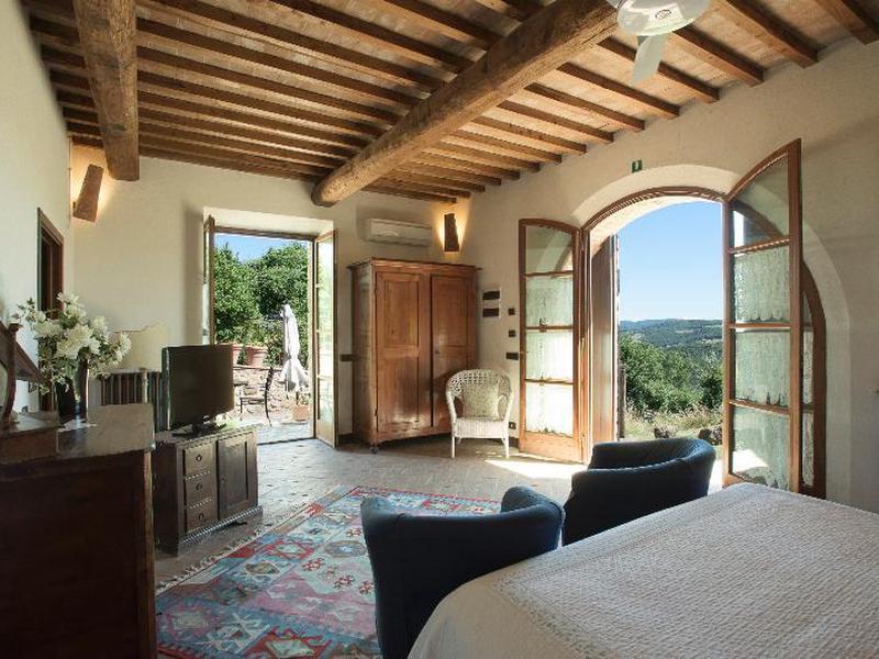 51B4C421D57F8EEADD2C58FAAB3A7638