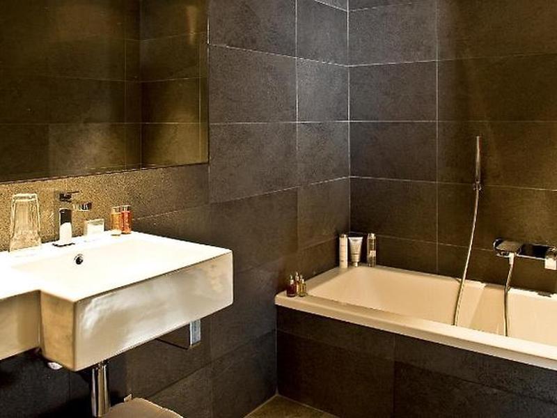 77D187313D3EA86593DFA0195CCAAE66