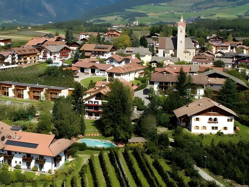 85B81BCD6B4AC661A85D217E0A3F463B