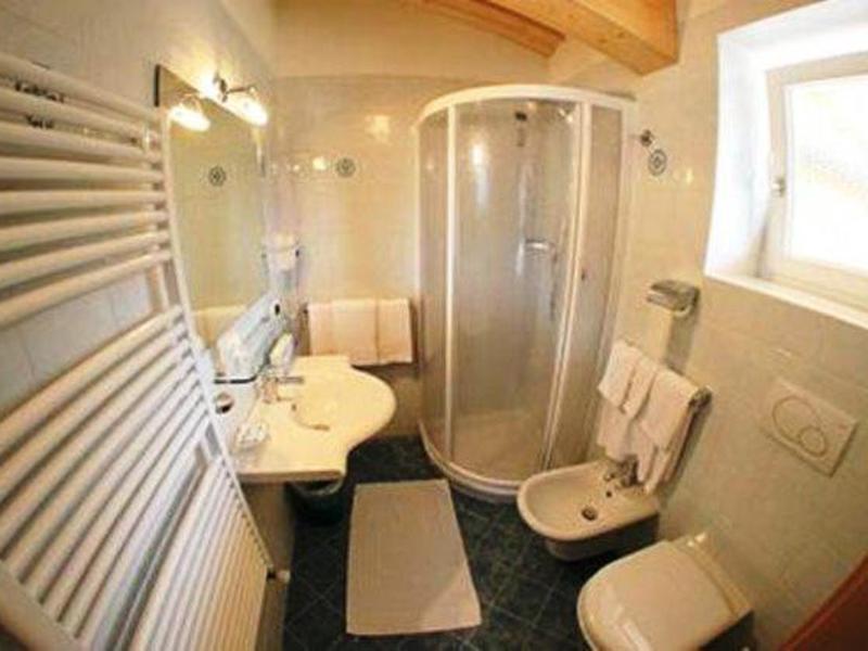 63C72B72E009EDC9CC7CD0507FB89FC6