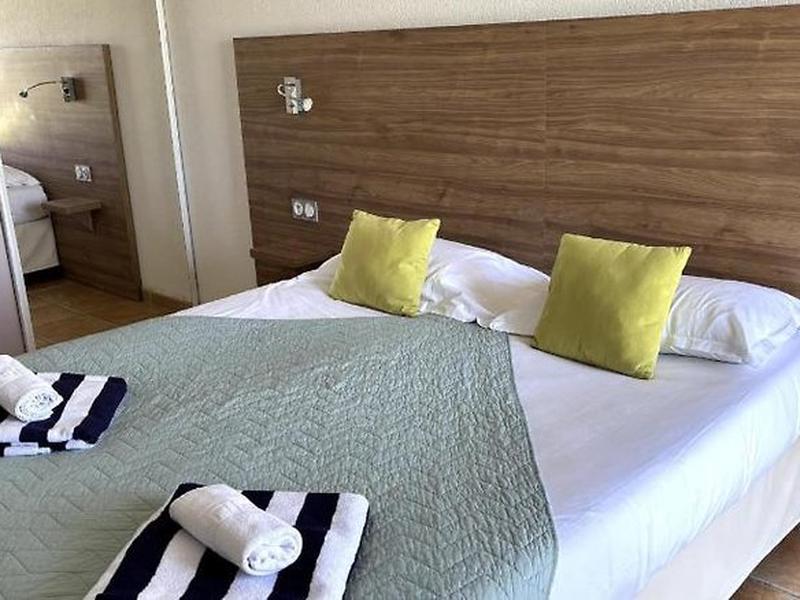 5D8D653487560187C0A03288FC710FE4