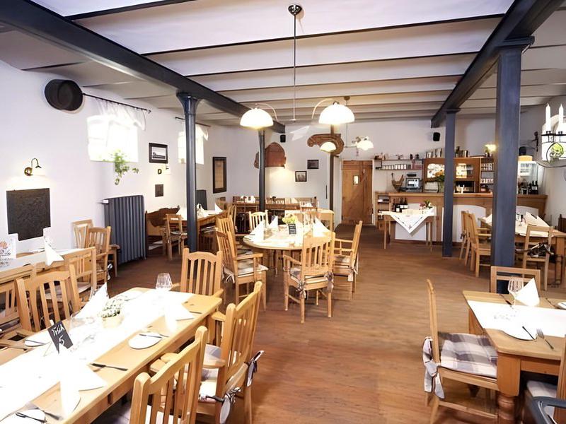 9F8677F32922BA94E52E071F248FA997