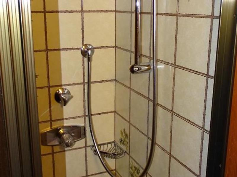 F3C7FC1ACC2EDD24B7C62A5365D981E5