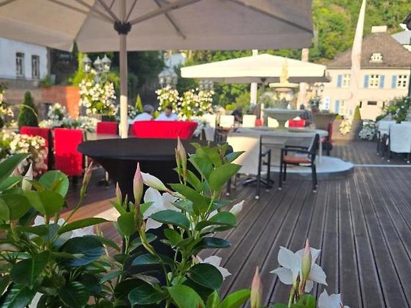 817D05FB521B21CA4AAD26D0B0B8D1D8