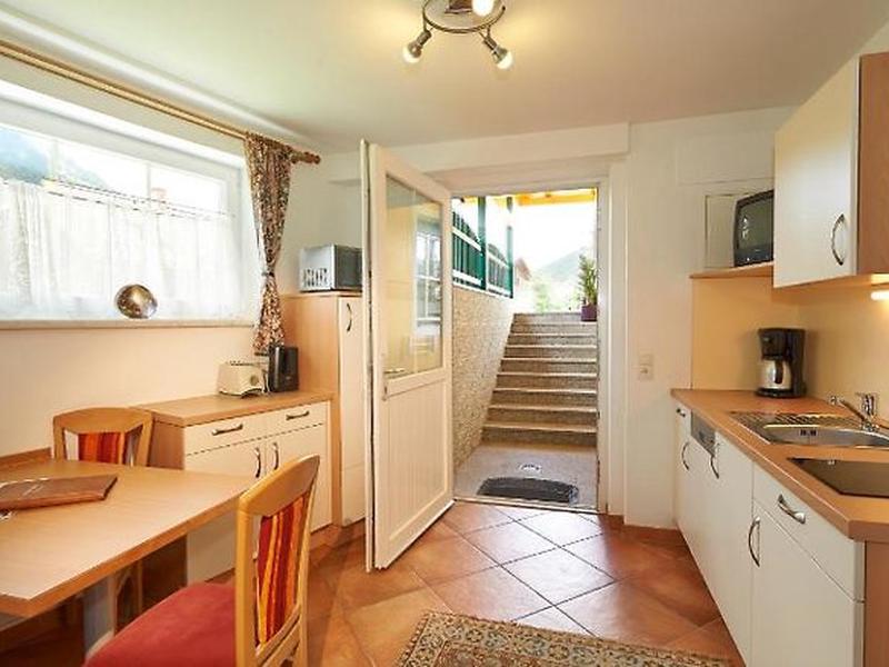 45CB14B46589EAA7A5DF5EA41100F016