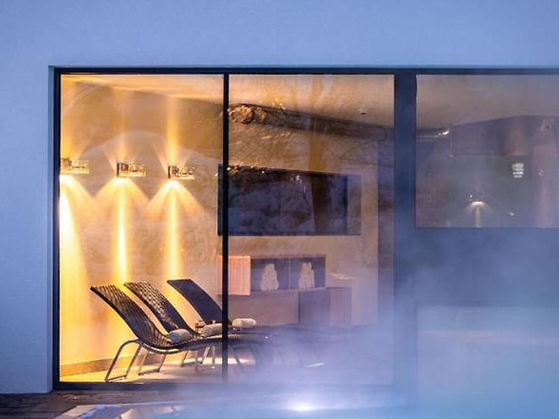 4839461F5B20C4D23B519C5D74270348