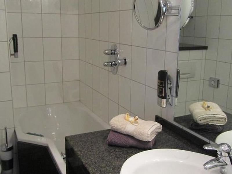 B619003FD96501D575AEFB9337702D1F