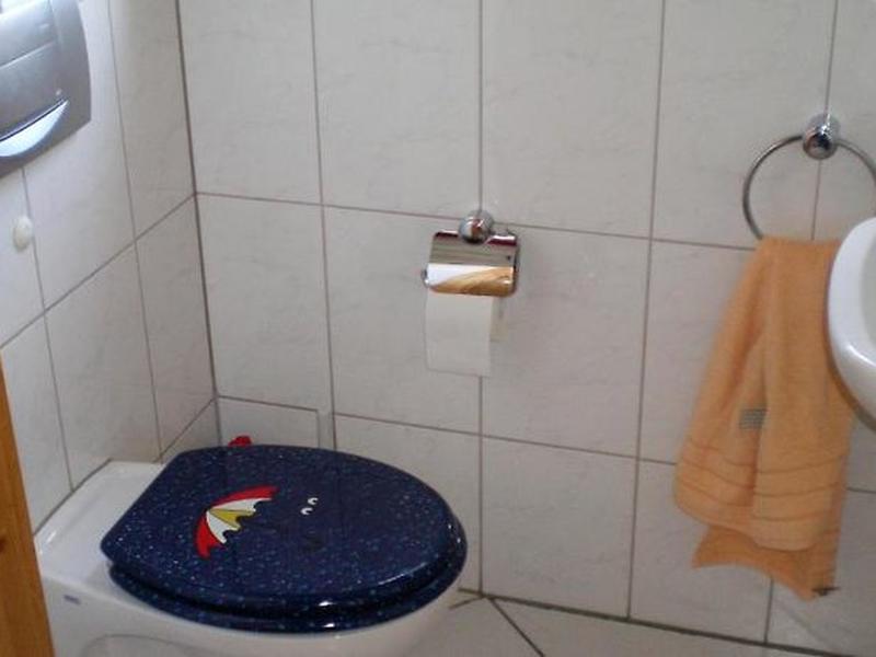 E5FA438A0C20F1D9F4AC570C8FF87D4B