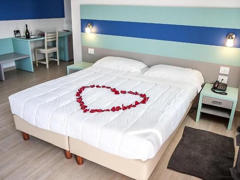 08953A35CC6253928964CE9A0E9DB047