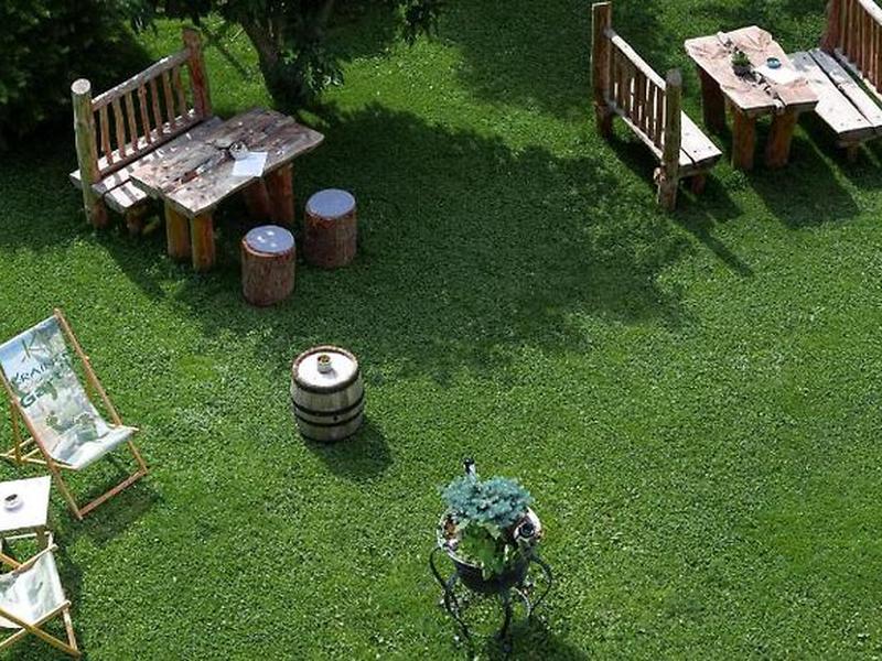 C161F03255A0D4C75E352539FFF4E8CE