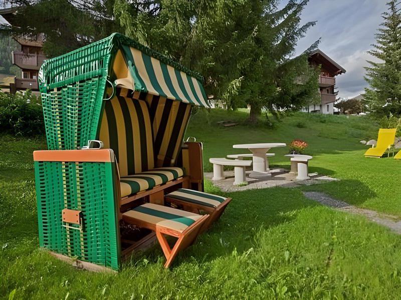 2F0FC329B17D2668B53E66E947426EF1