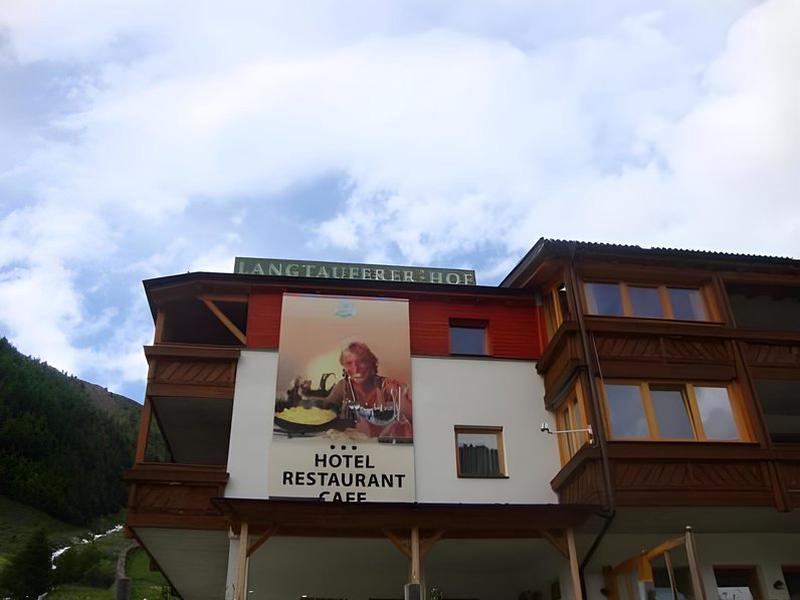 5D68A26782FC70663FAEDDC67ADBCF97