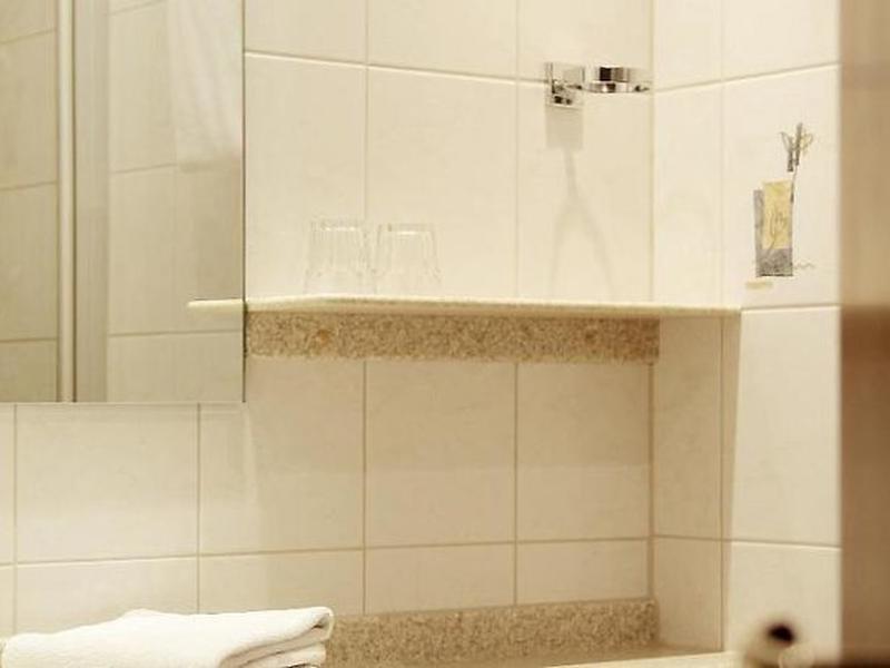 0C05216DD73E274C032CF784393B1FE4