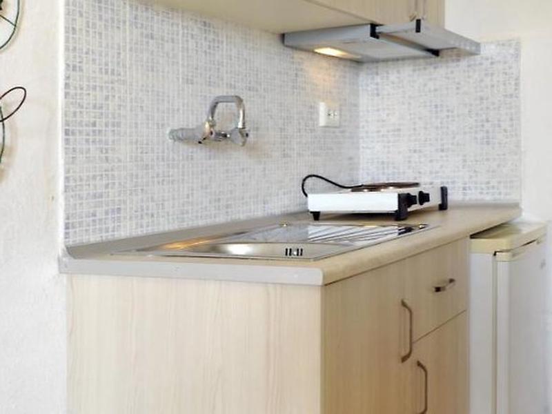 D9A0D979DA5D69E8F1DD6F8F861A8FBB