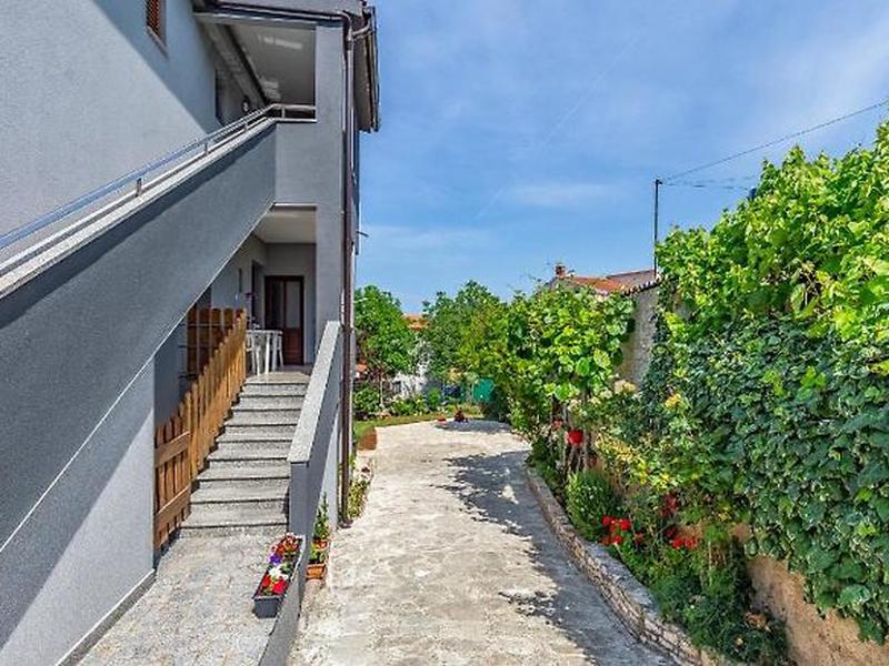 375A5230A2AB8A960E27FECE62701183