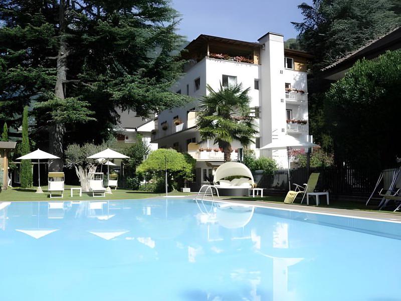 2E2EA3D98481086F8E1E78E859928F5A