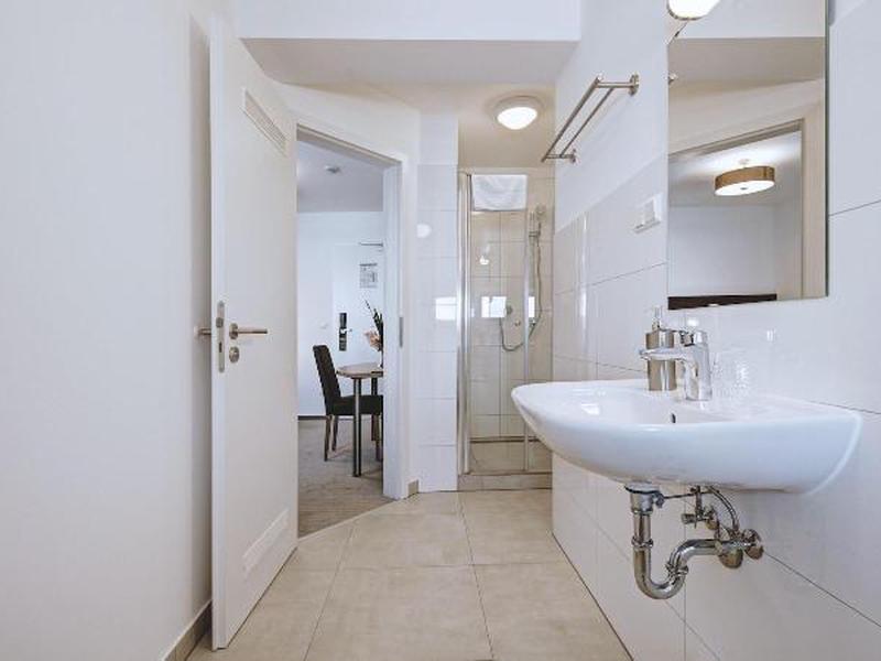 9697B109B9DFD516EEBA9FBD71535F6E