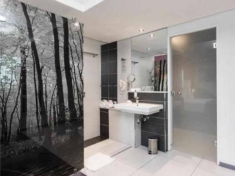 78585C0956415F85CB283E1690CB072B