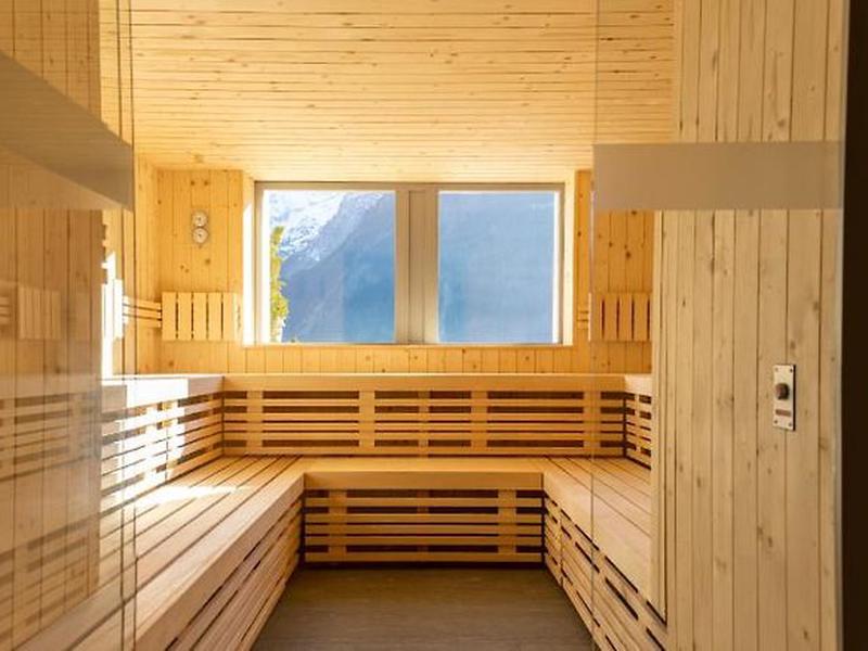 366AE303CC393FD99A4F9C6BFFFD933F