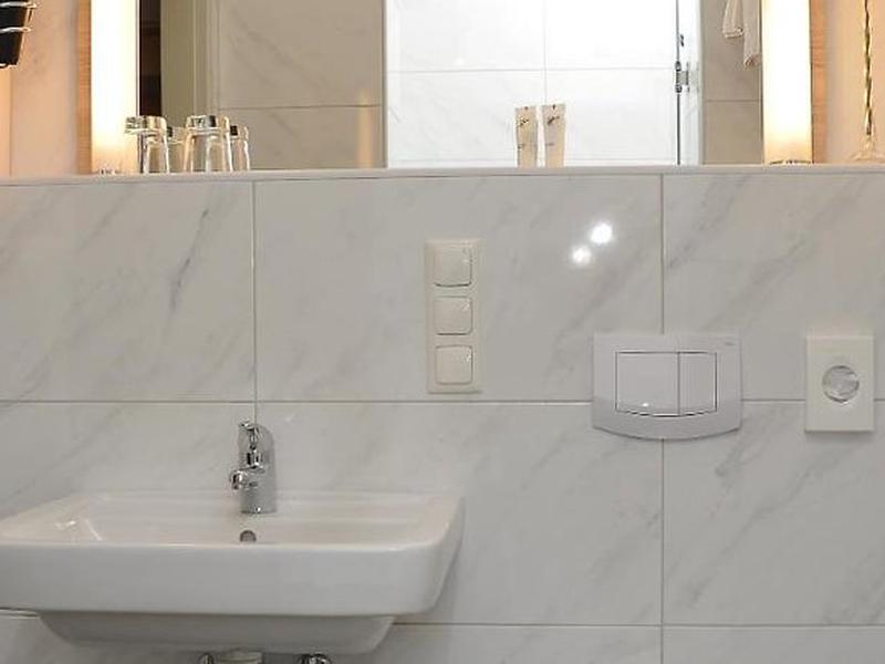 958F5A5997128307F19A0C6D9A680631