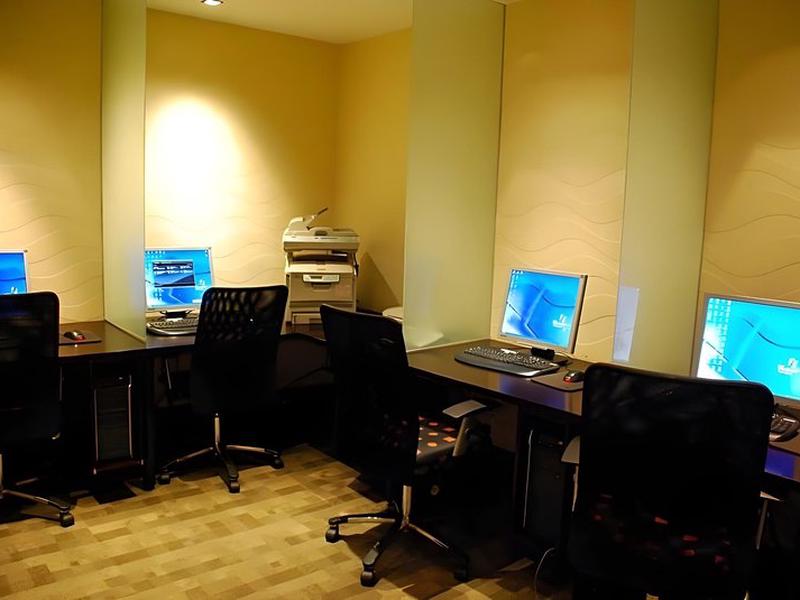 02277CF58CC53E2D939DF19C9B261F16