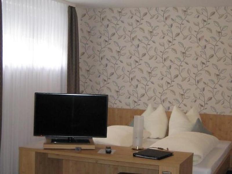 896862F85458A61036C7B911FFB0C127