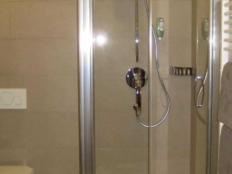 A6D3E3D23937BF3C1A2CF46A8DAC824E