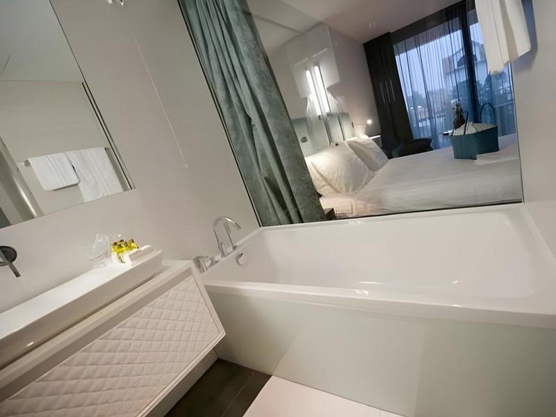 FE5BF58B544A9FFFA54CA11207815CB8