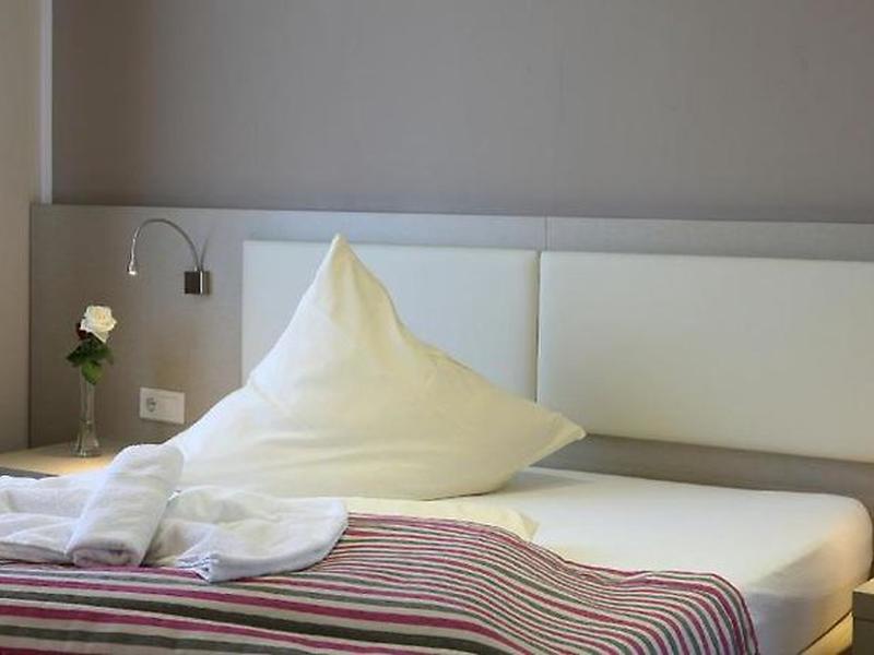 3D4492DD649F5259BCF808E3E1209EF6