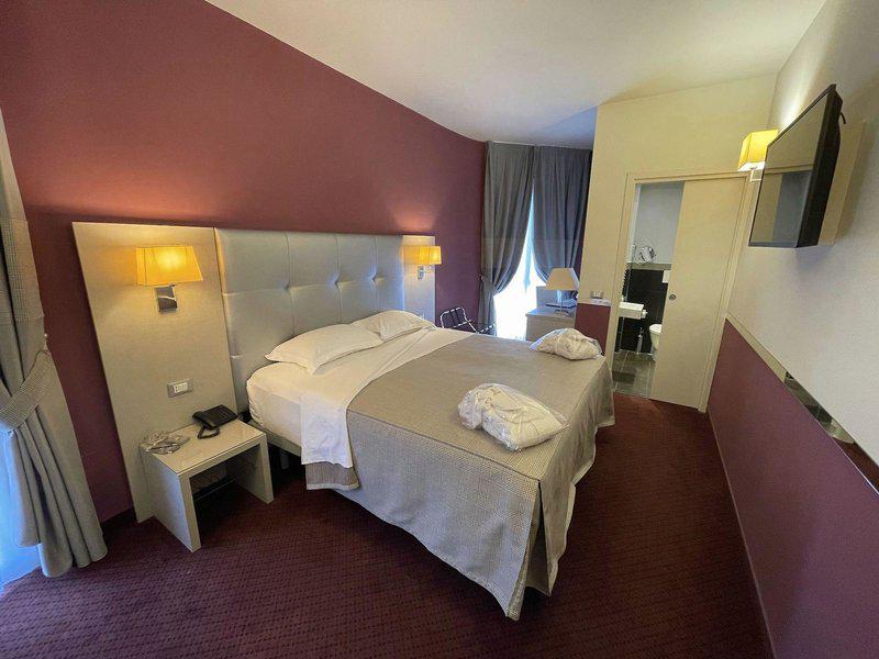 1BC8F4500514F7426C7F58BDB23870E1