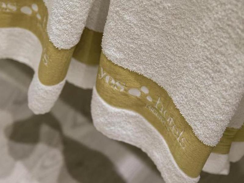 A1724F77385F3F9C60E2B1A942F47D1A