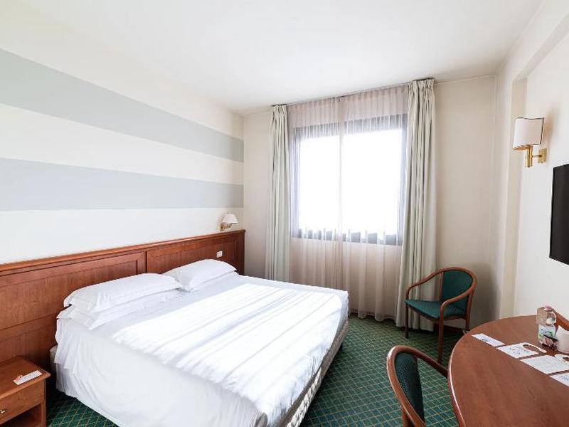 E0047F308C1BBC68DF20AE769CC5CA34