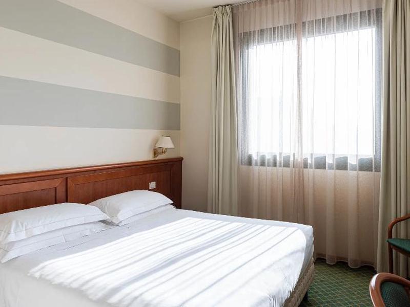 E150A8429DFA4FDFBD8BF571977BDDBC