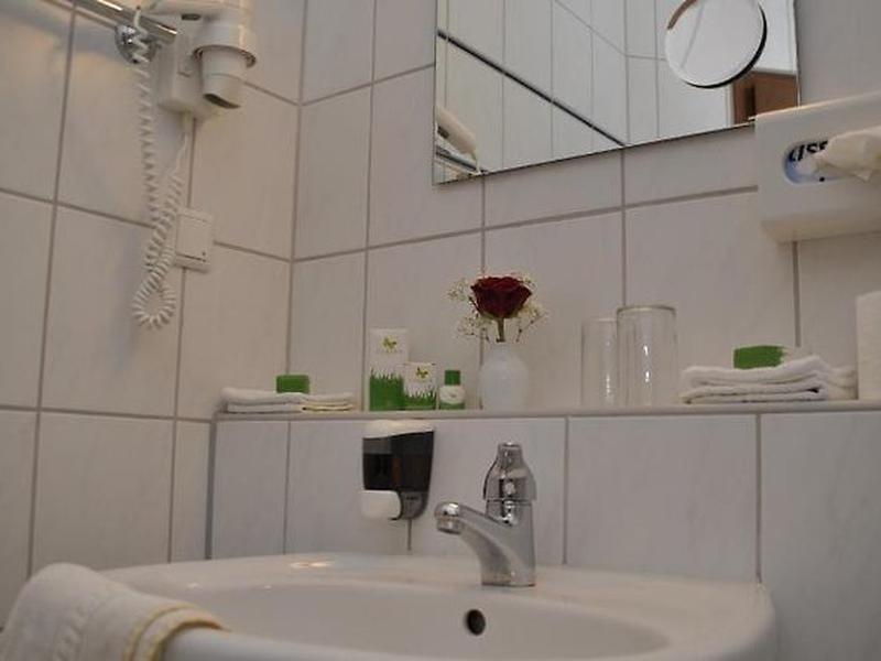 35BF364E5AF470D7582A0237697EE5A1