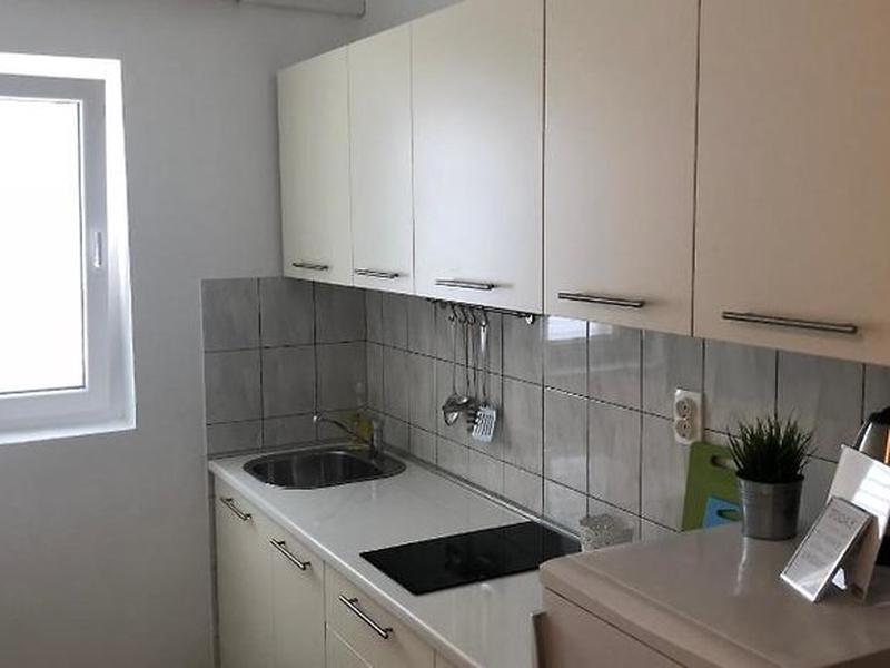 5335B45D96BA214FD0AE5E905F883BED