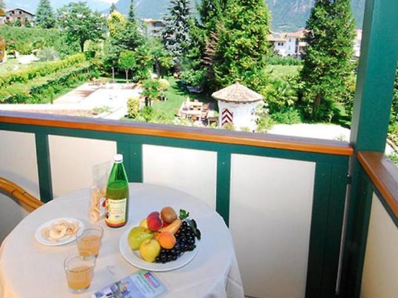 B7FC6D636427879C5C51197519BED084