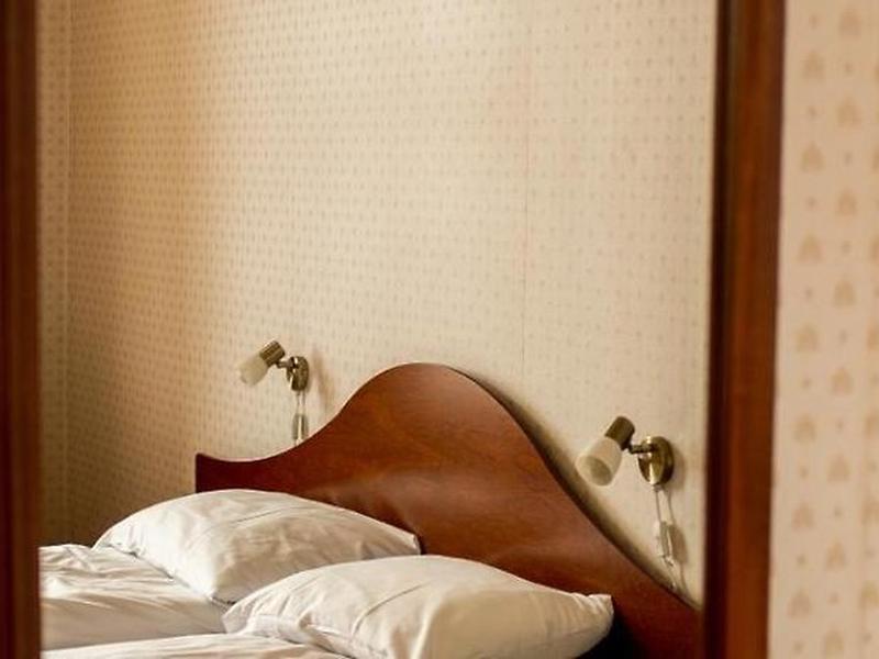 355B6E364A3B0A28DEC620CC1E058051