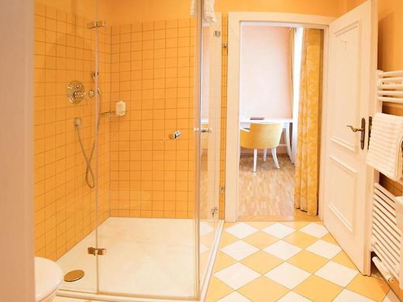 4B93D1905E1DC04B2D2E1E8703B260E8