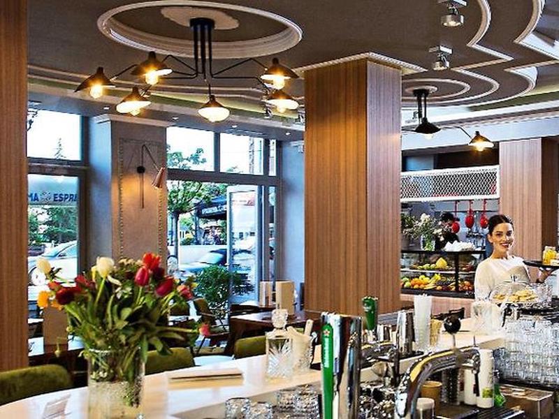 EDE23DB12E5418F34A2A67774B174E8B