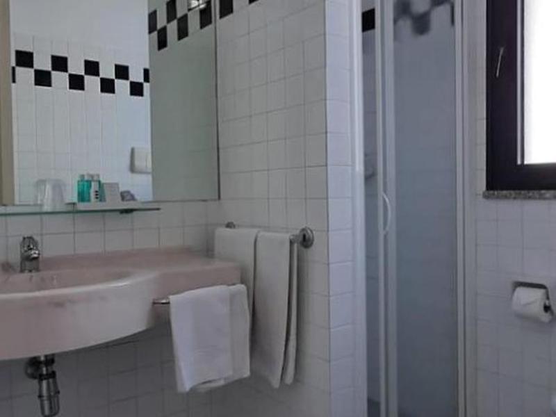 0093A9A1D2FD8C571F42289961BA1BBA