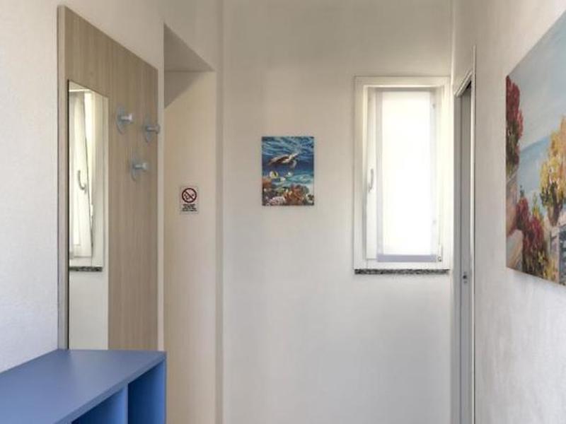 8E9A88CF552E06E8819FD2056E85F2AC