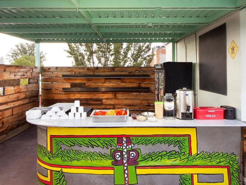 F28134D4D703D4AB0410C8D6578C7138