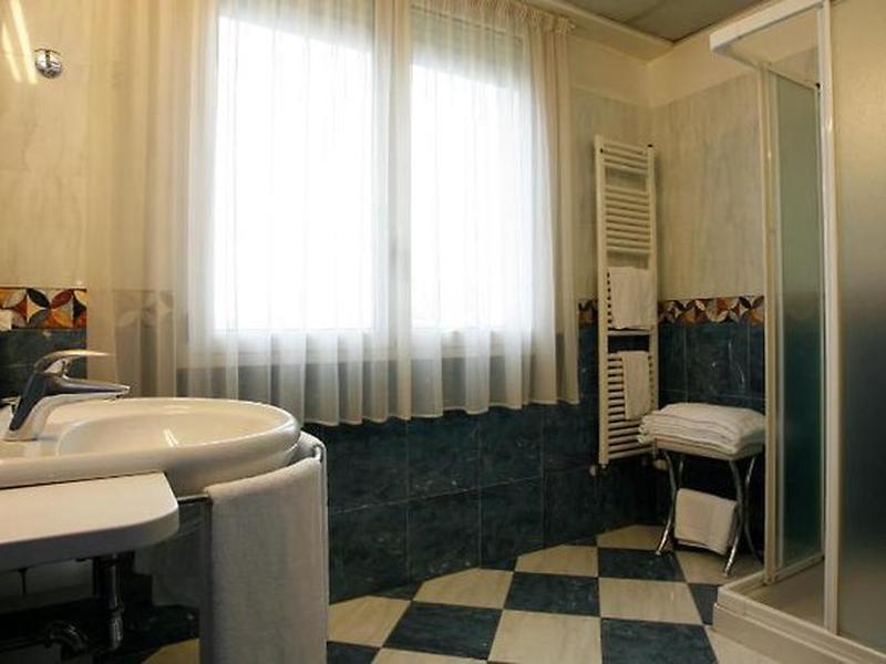 1037BC7E8E5401463327269C63FD41CE