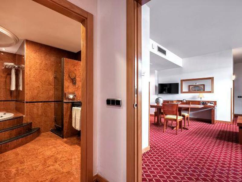 5C39F06B19363695A5DB495108C485F6